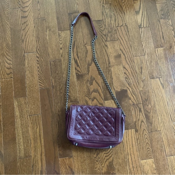 Danier Leather Crossbody Chain Strap - Picture 2 of 10